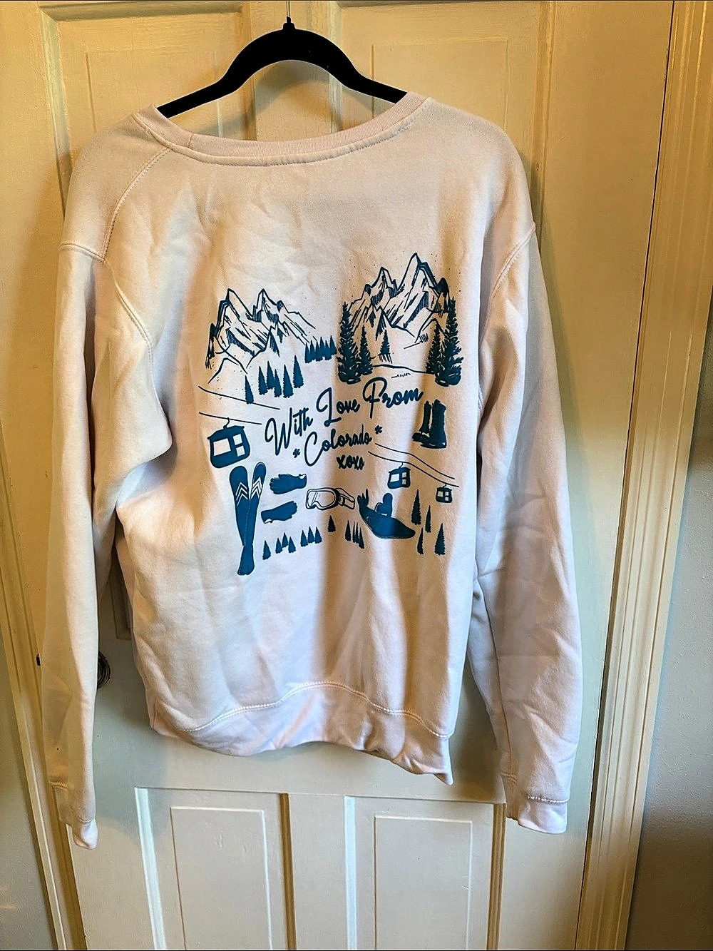 Pacific & Co With Love From Colorado Graphic Sweatshirt Size Medium
